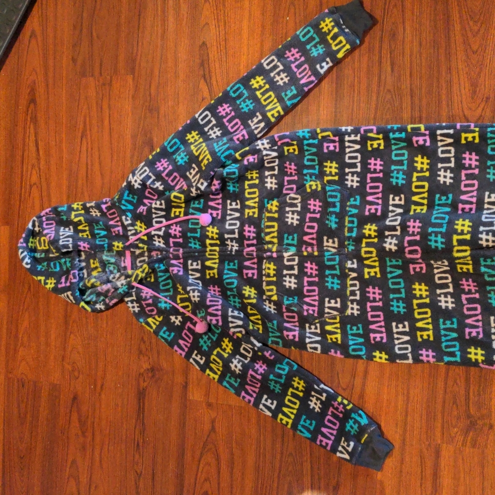 ⭐ LOVE Grey Onesie PJs - XL juniors - NWOT